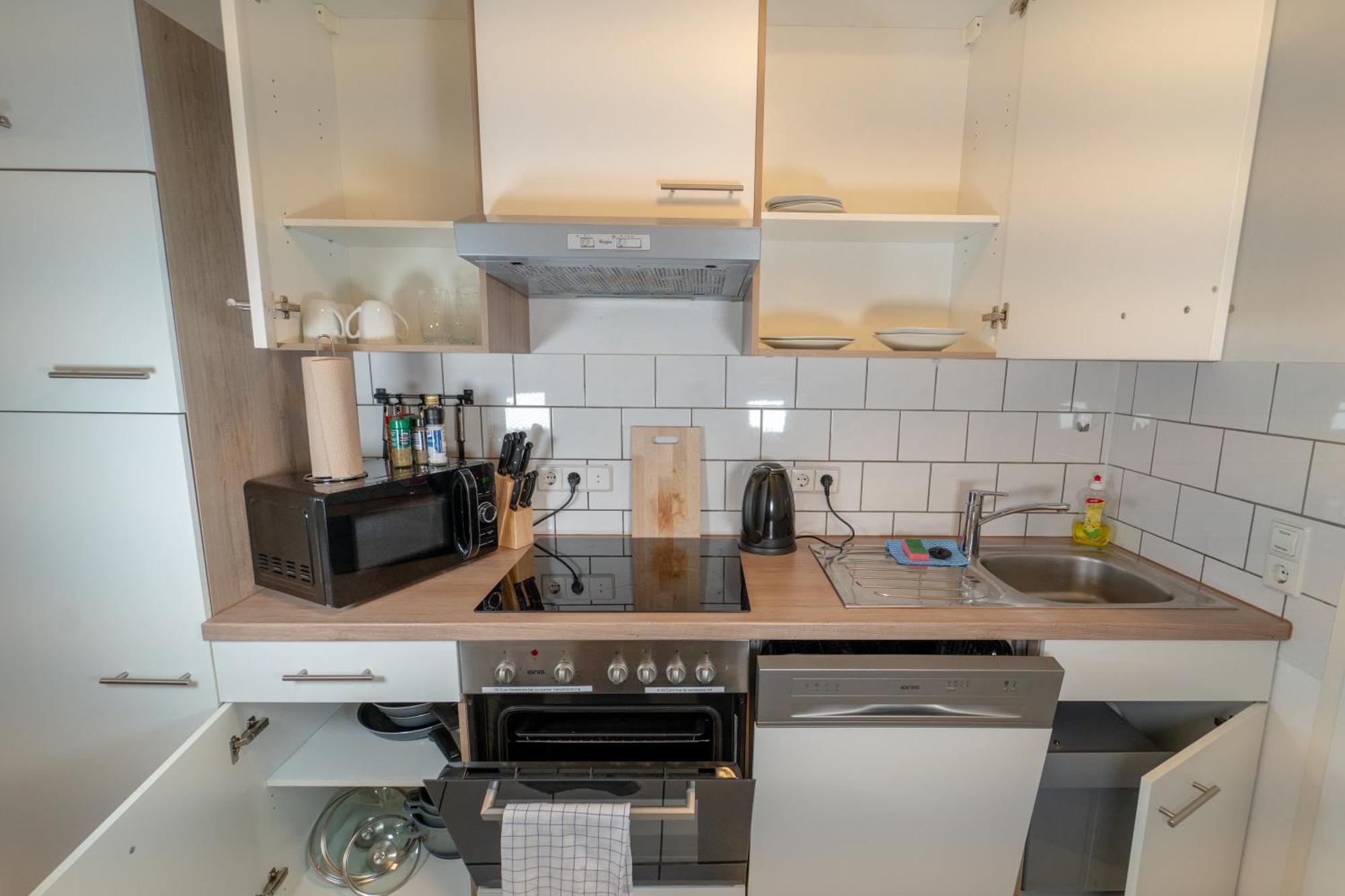 Range - Apartments - Kueche - Wlan - Netflix - Bis Zu 7 Personen Fellbach Eksteriør bilde