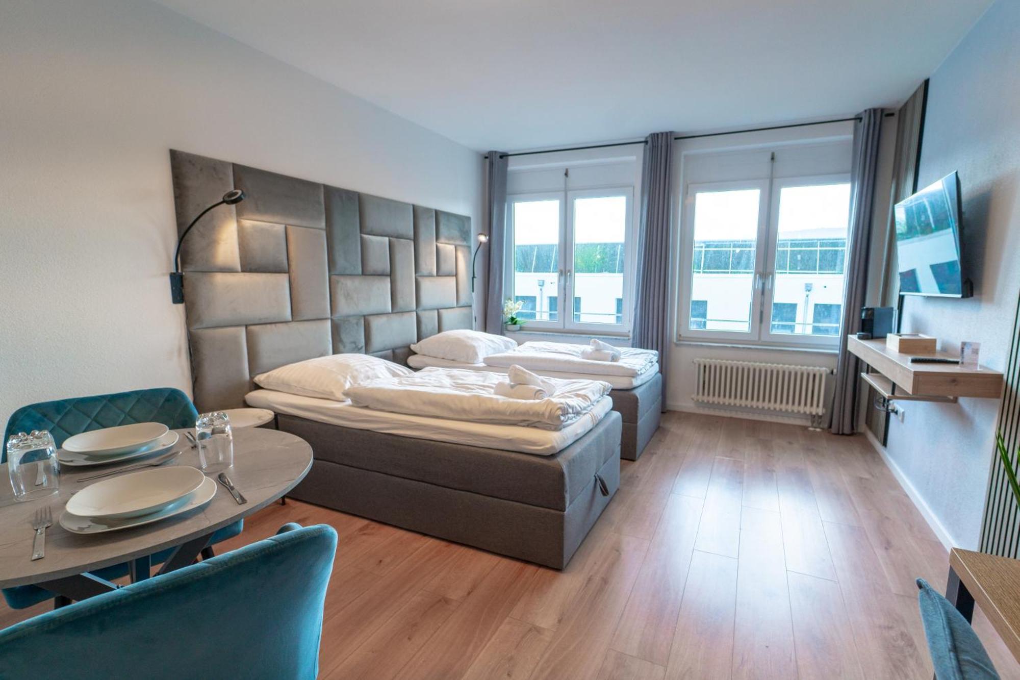 Range - Apartments - Kueche - Wlan - Netflix - Bis Zu 7 Personen Fellbach Eksteriør bilde