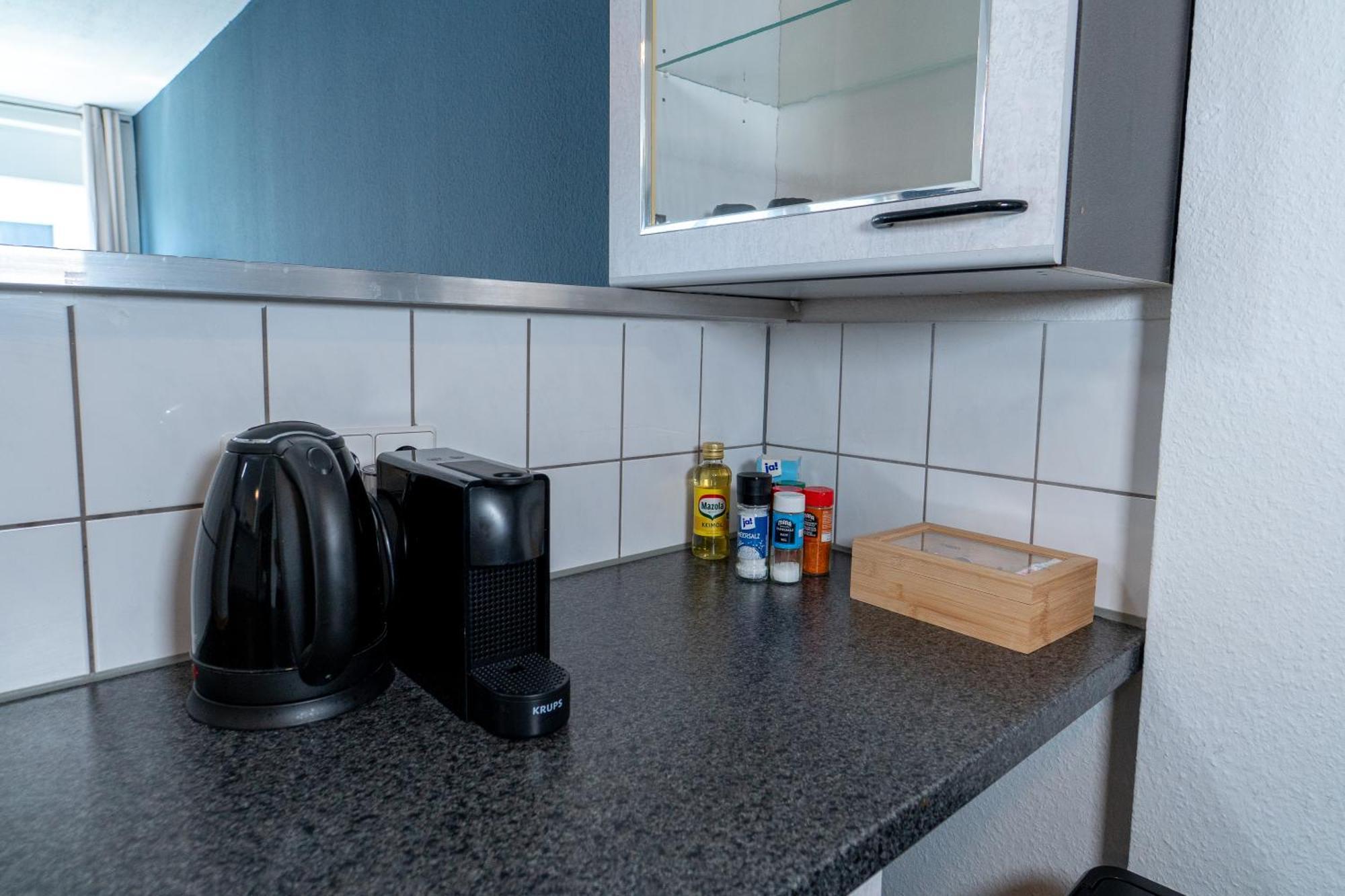 Range - Apartments - Kueche - Wlan - Netflix - Bis Zu 7 Personen Fellbach Eksteriør bilde